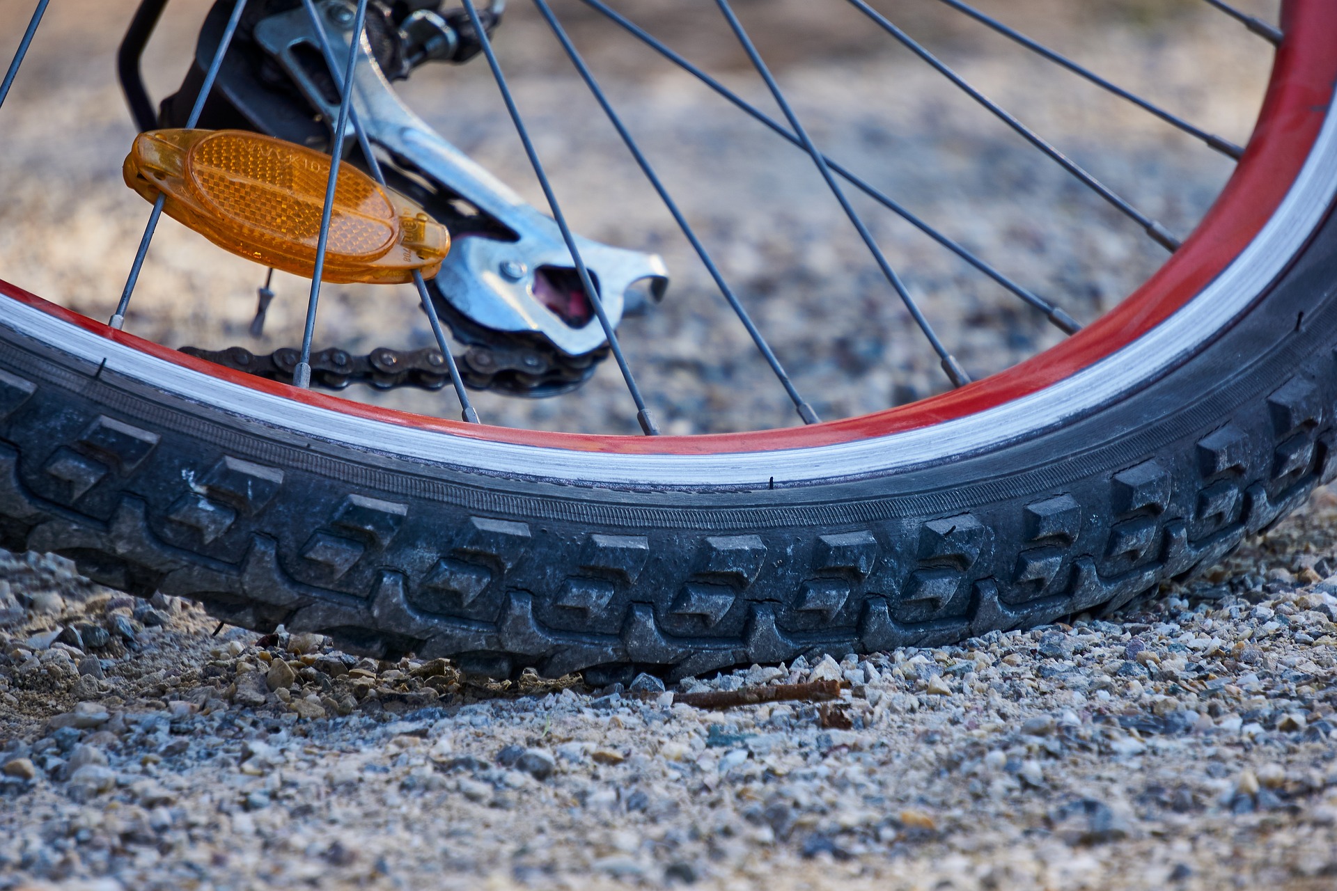Cykelhjul i sand