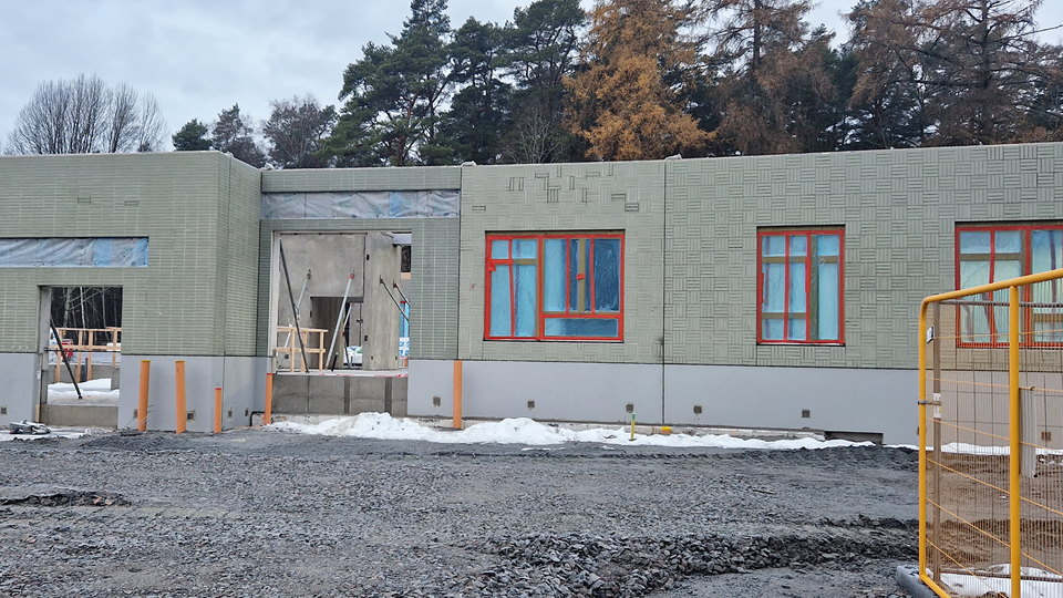 Bild på byggplatsen för nya skolan i Rosendal