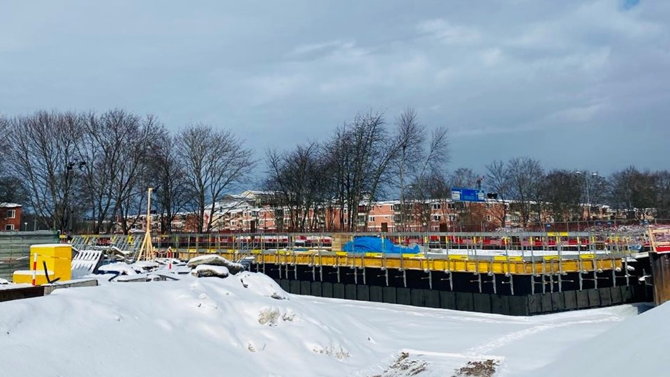 Bild på bygget av nya Kvarngärdesskolan