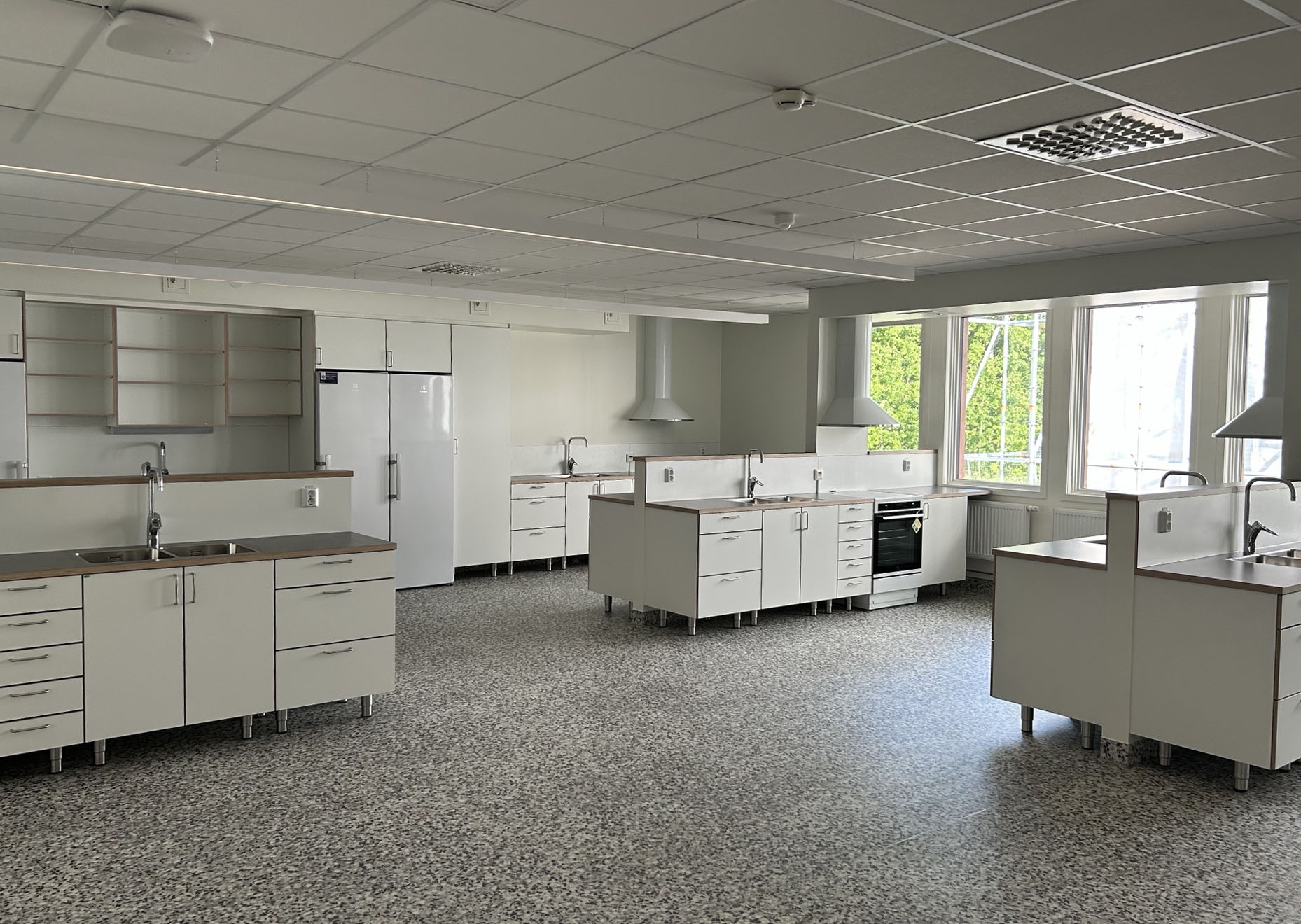  Nyrenoverad innemiljö i skola.