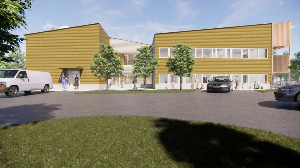 Arkitektskiss av ny förskola med bilväg och människor i förgrunden.