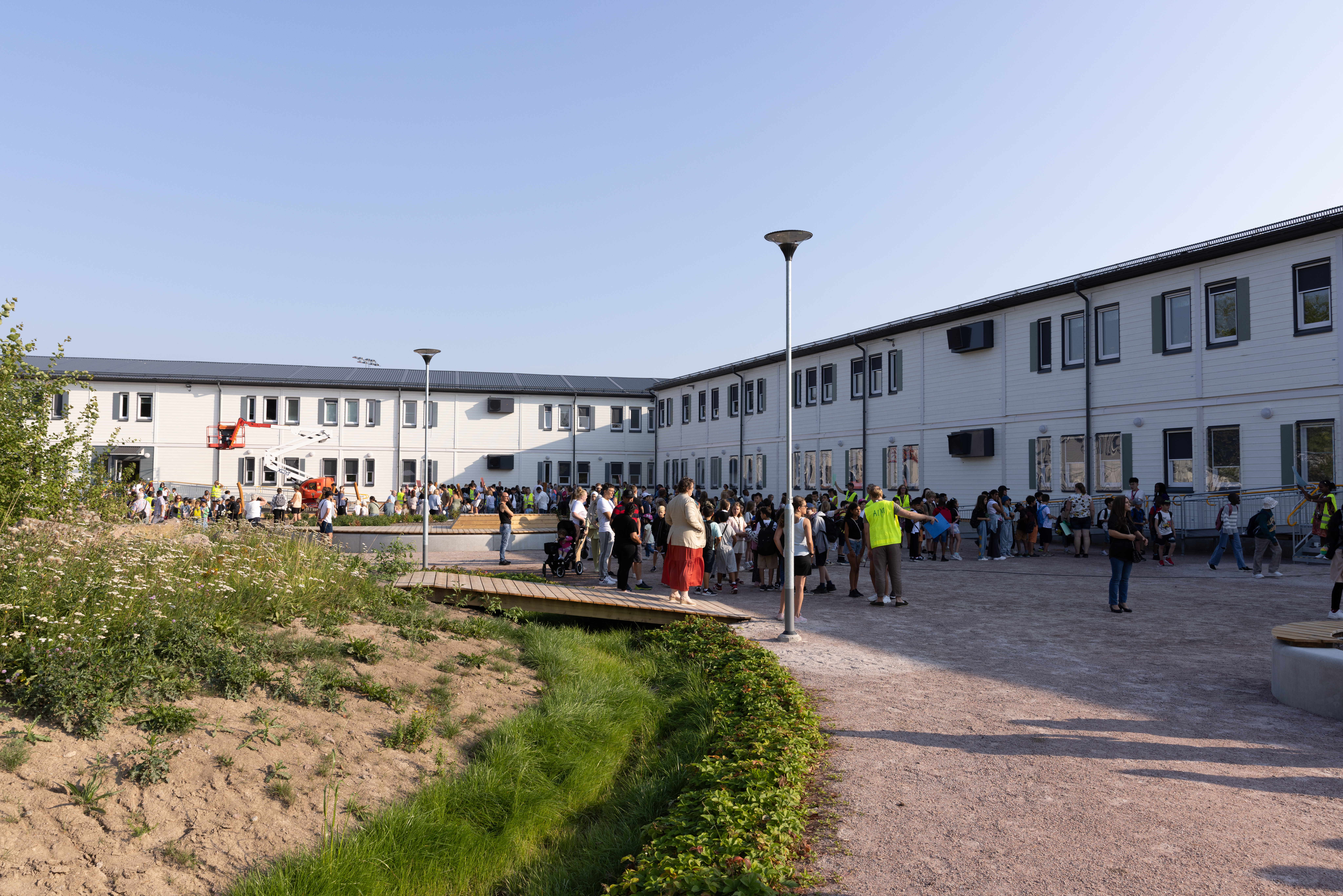 Skolstart för Kvarngärdesskolan i nya modulskolan Uppsala Skolfastigheter