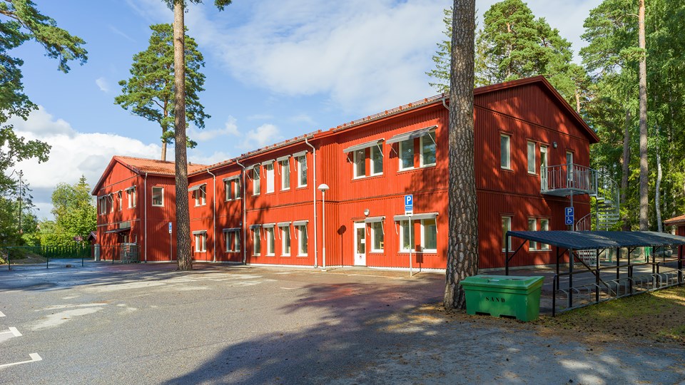 Överblick av Trasthagen förskolans byggnad